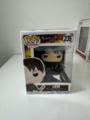 Funko POP! - Attack on Titan - Levi (235) - Produto na Caixa Original