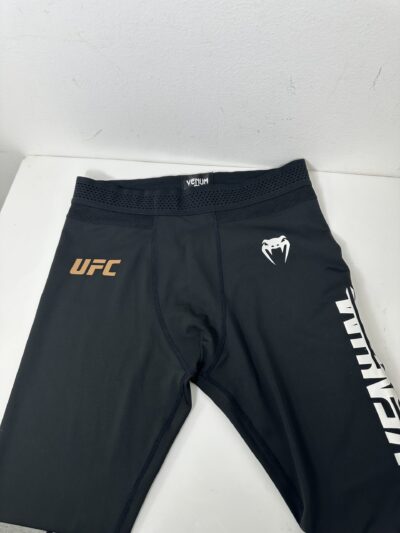 Venum Performance - Calça UFC - Tamanho L - Produto Novo