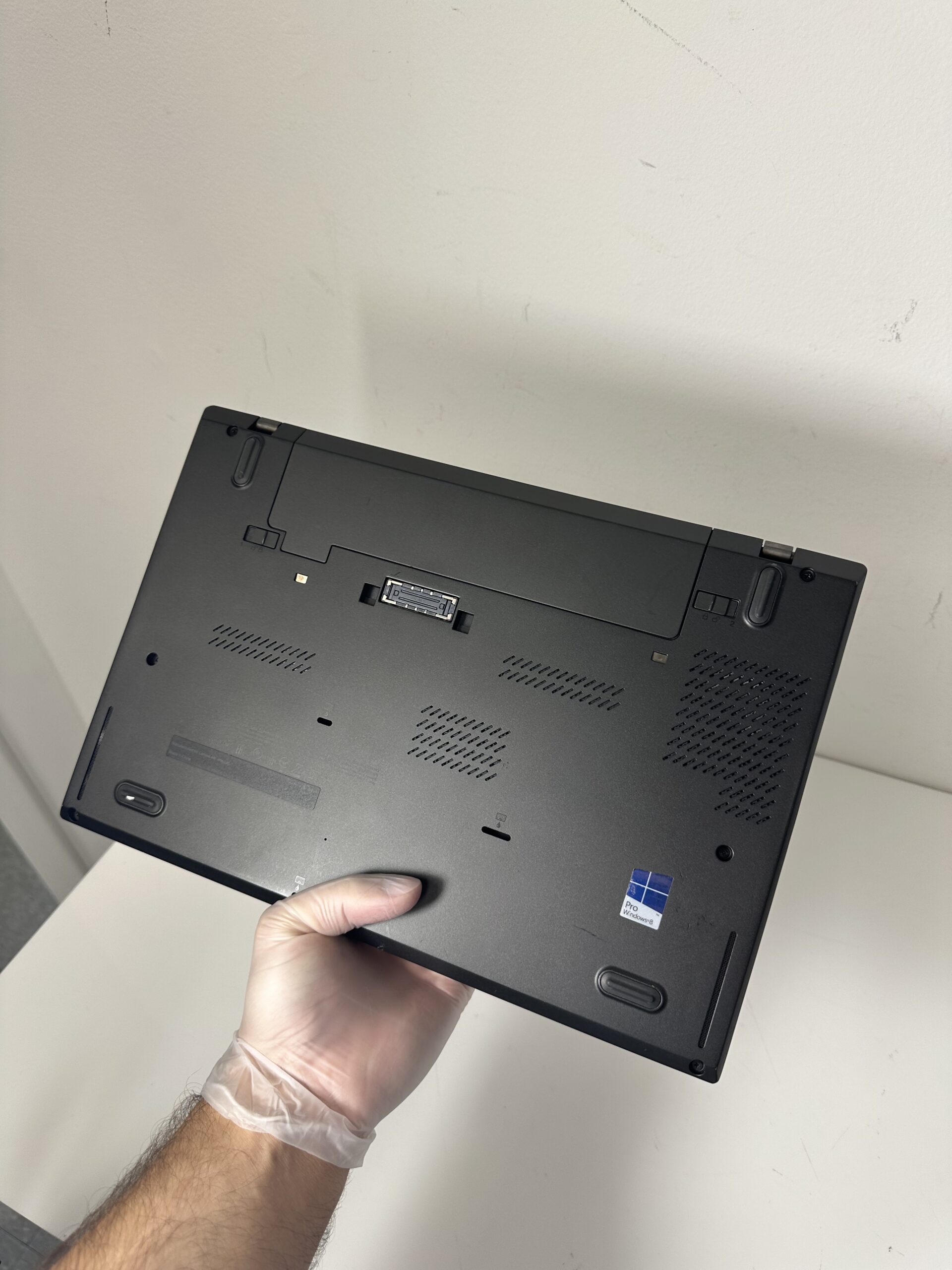 Lenovo ThinkPad Model T440s - Intel Core i7 - Condição: Otima (A) - Imagem 2