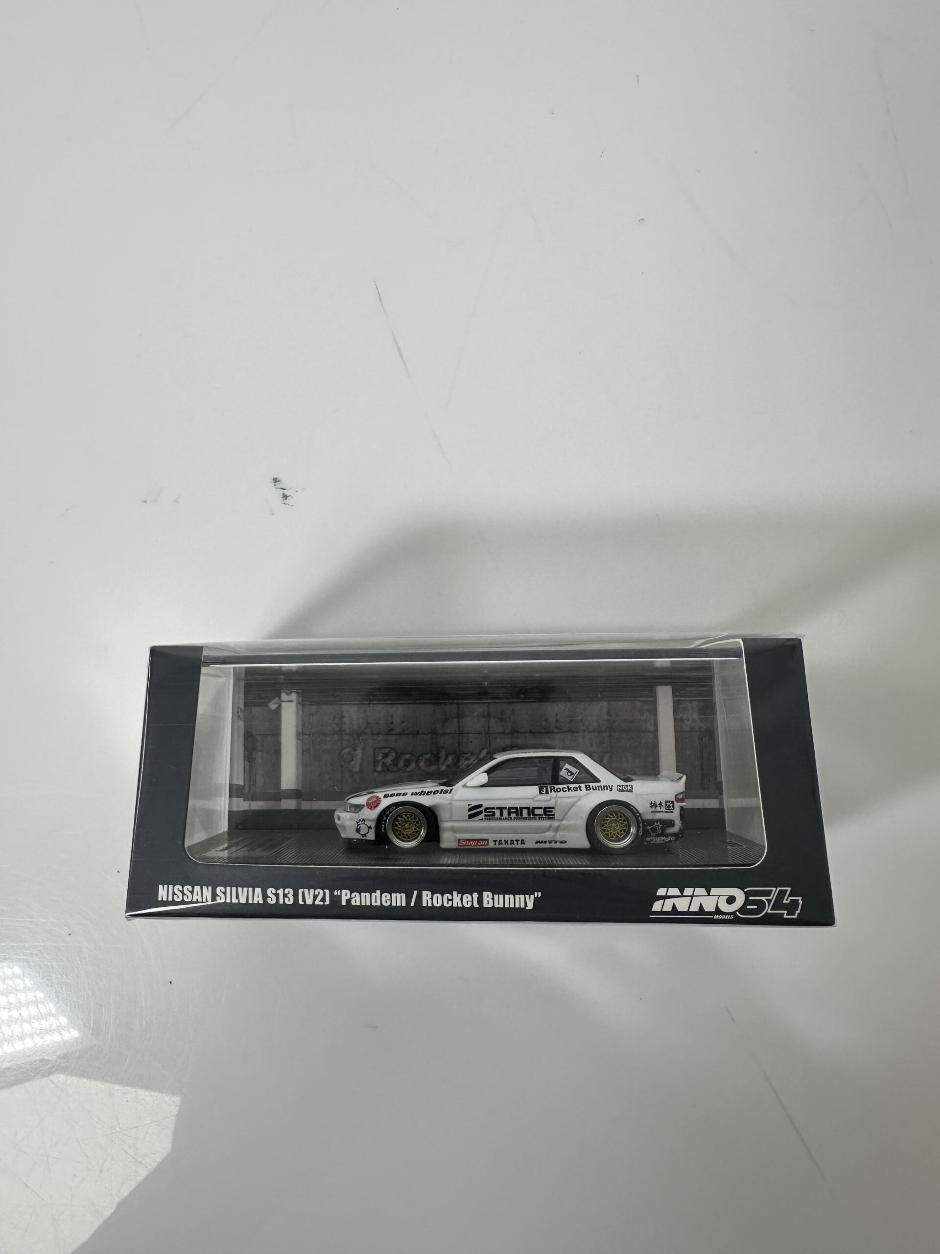 Inno64 - 1:64 Nissan Silvia S13 V2 Pandem Rocket Bunny - Produto Novo (Lacrado)